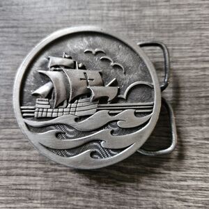 Elegant Silver Ship Belt Buckle